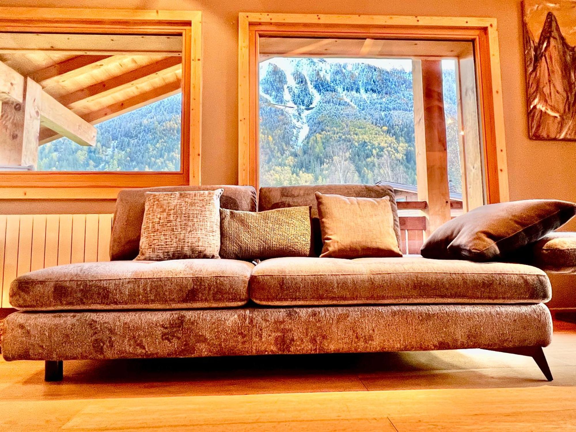 Chalet Isabelle Mountain Lodge 5 Star 5 Bedroom En Suite Sauna Jacuzzi Шамони Екстериор снимка