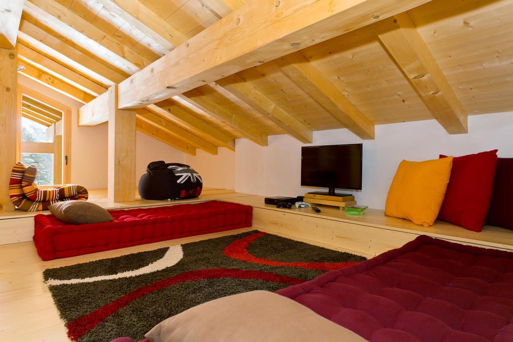 Chalet Isabelle Mountain Lodge 5 Star 5 Bedroom En Suite Sauna Jacuzzi Шамони Стая снимка