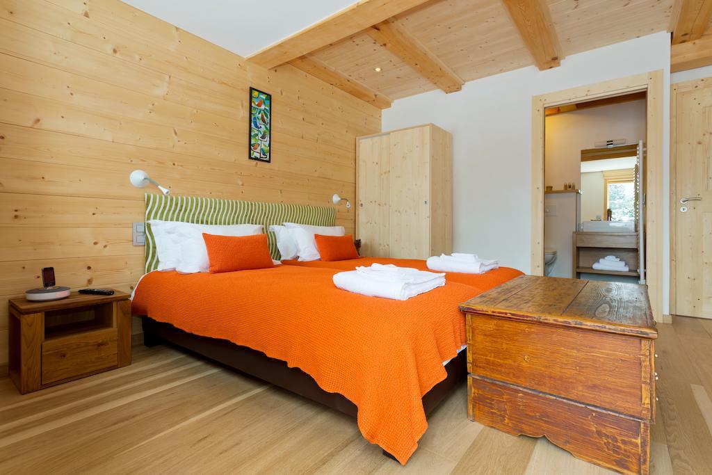 Chalet Isabelle Mountain Lodge 5 Star 5 Bedroom En Suite Sauna Jacuzzi Шамони Екстериор снимка