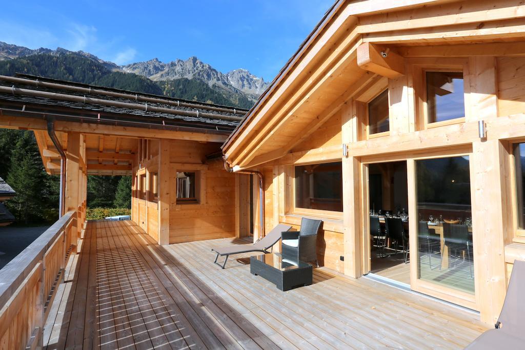 Chalet Isabelle Mountain Lodge 5 Star 5 Bedroom En Suite Sauna Jacuzzi Шамони Екстериор снимка